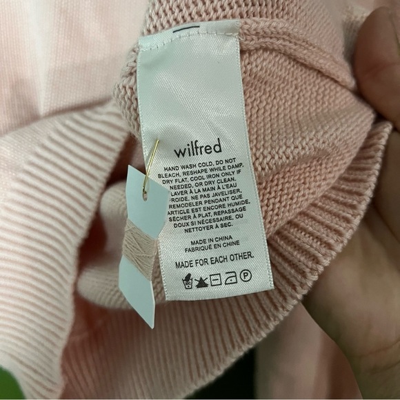 ARITZIA Wilfred seabrook sweater in coral blush size xsmall - Picture 2 of 8
